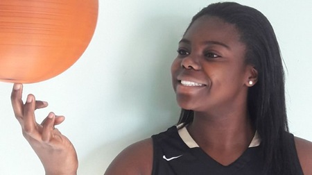 A day after learning she’s a McDonald’s all-American, Ashley Owusu leads Paul VI to big win